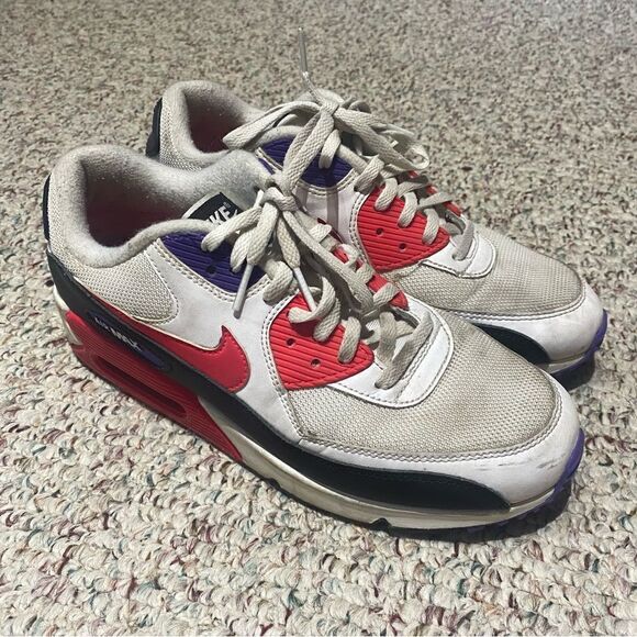 Nike Air Max 90 Essential Raptor Red White Womens Size 9 - Picture 3 of 5
